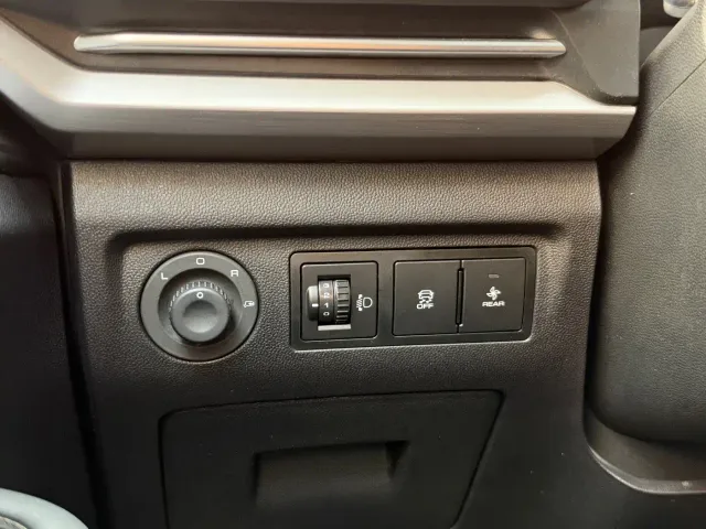 Wuling Jiachen — Фото автомобиля 14