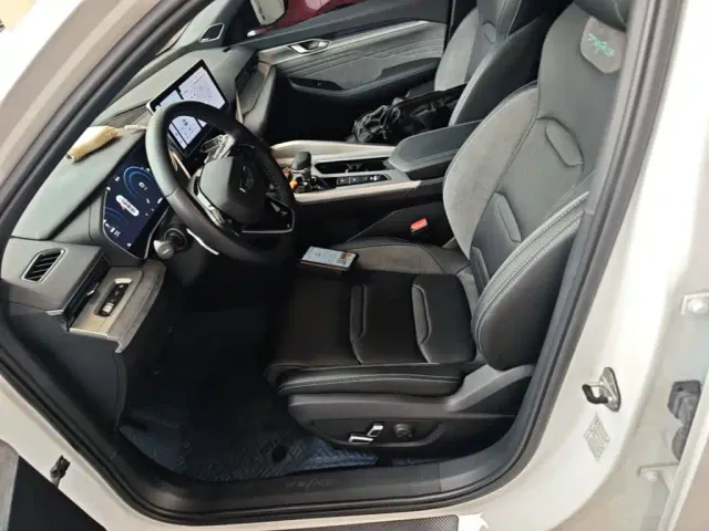 Geely Xingrui — Фото автомобиля 14