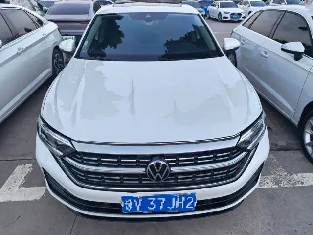 Volkswagen Sagitar — Фото автомобиля 2