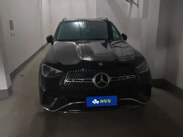 Mercedes-Benz GLE-Class — Фото автомобиля 2