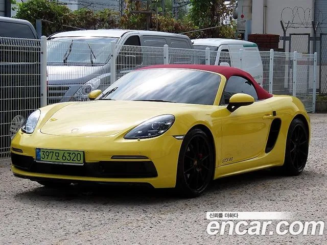 Фотография автомобиля — Porsche 718
