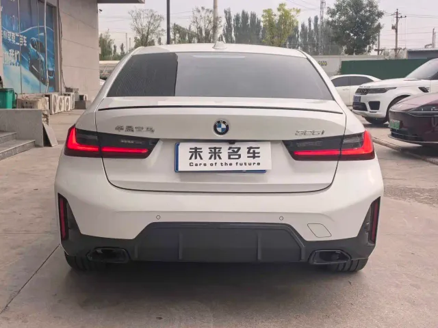 BMW 3 Series — Фото автомобиля 10