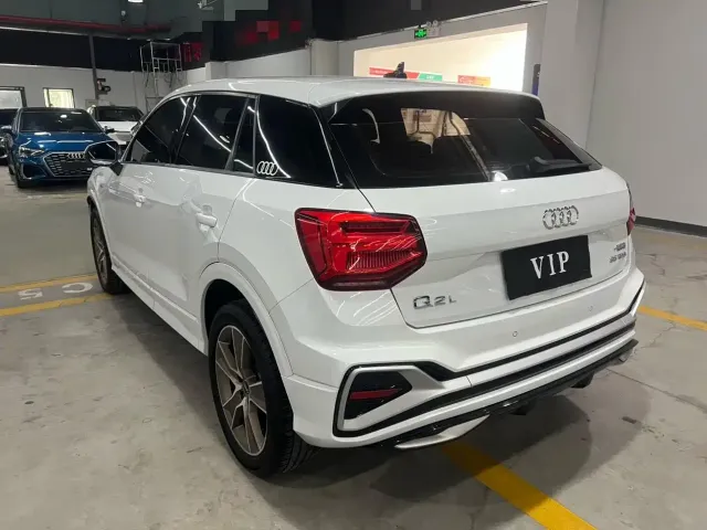 Audi Q2L — Фото автомобиля 4