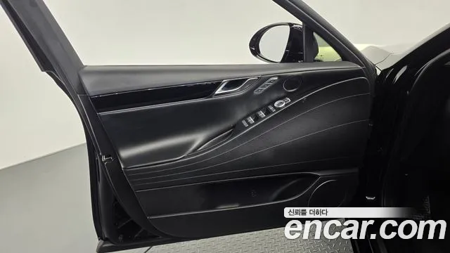 Genesis G80 RG3 — Фото автомобиля 13