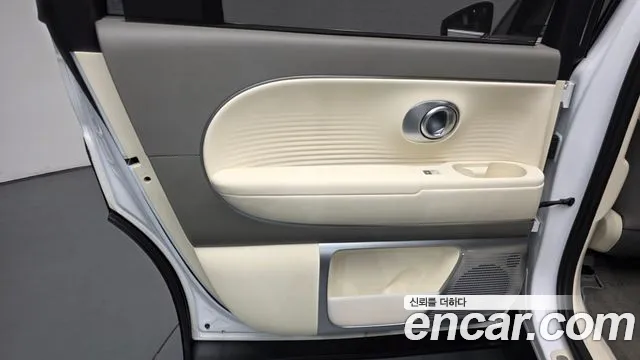 Hyundai Ioniq 9 — Фото автомобиля 14