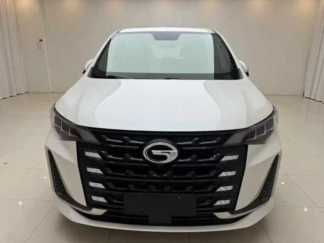 GAC Trumpchi M6 — Фото автомобиля 2