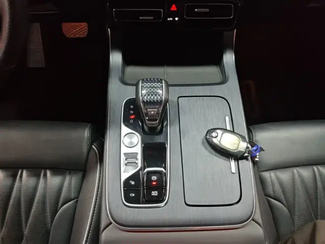 GAC Trumpchi GS8 — Фото автомобиля 13