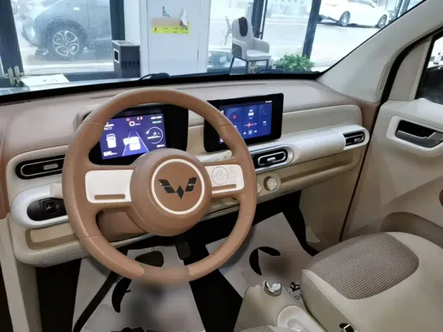 Wuling Hongguang Mini EV — Фото автомобиля 9