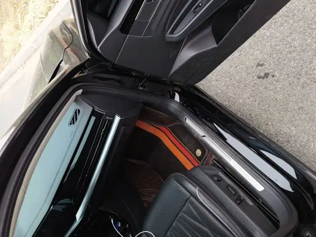 Volkswagen Passat — Фото автомобиля 17