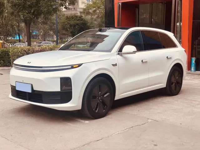 Фотография автомобиля — Li Auto L6
