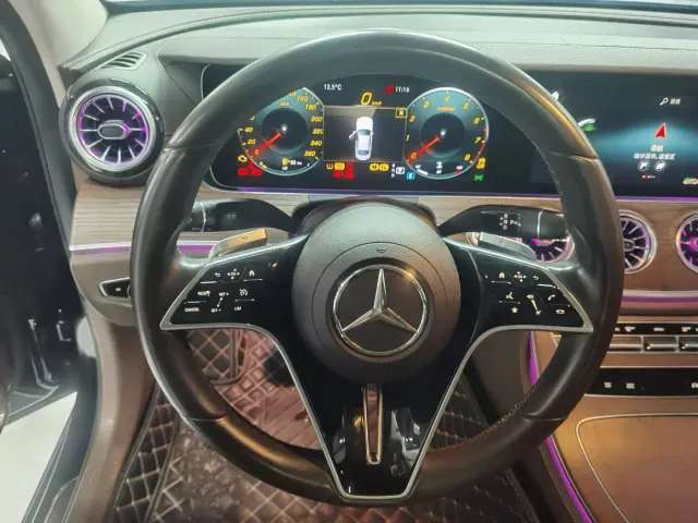 Mercedes-Benz Mercedes-Benz E-Class 2023 Facelift E 260 L — Фото автомобиля 12