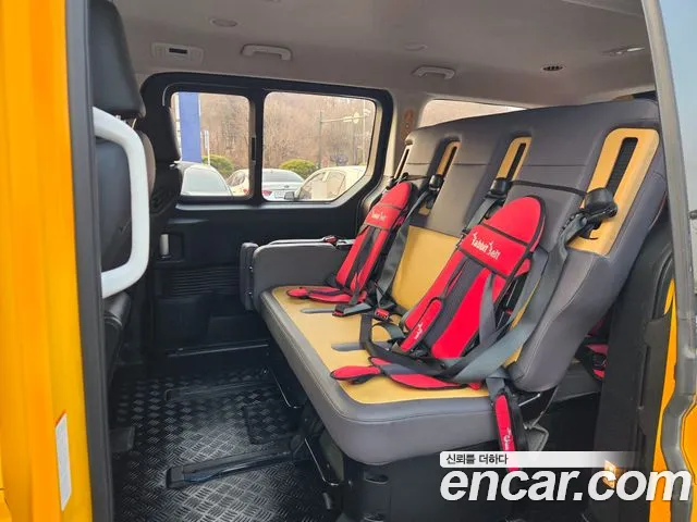 Hyundai Staria Staria L3.5 Школьный автобус — Фото автомобиля 14