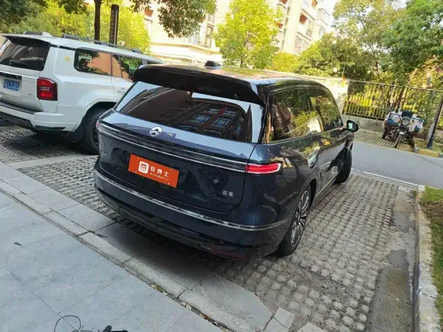 Nio ES8 — Фото автомобиля 4