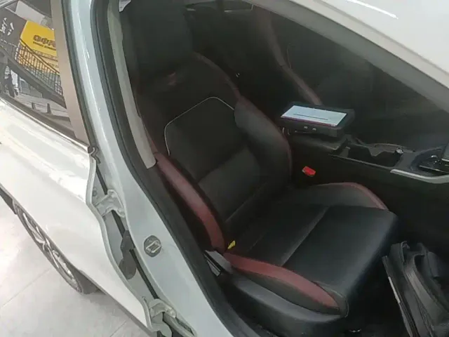 Geely Binyue — Фото автомобиля 24