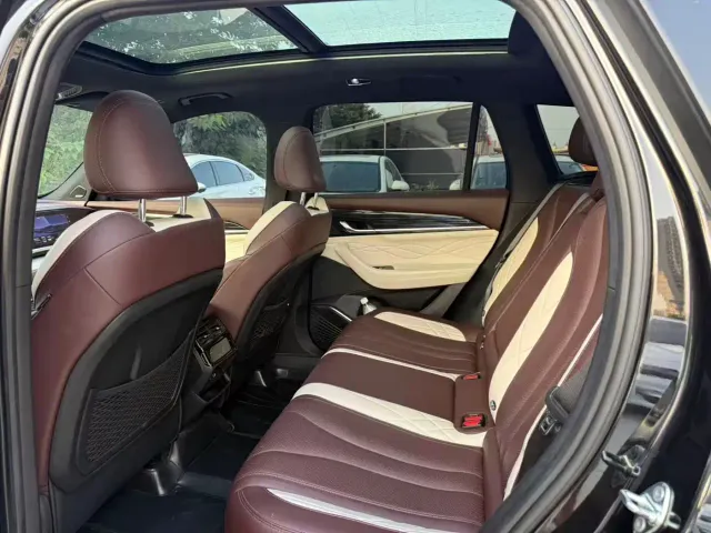 Geely Xingyue L — Фото автомобиля 5