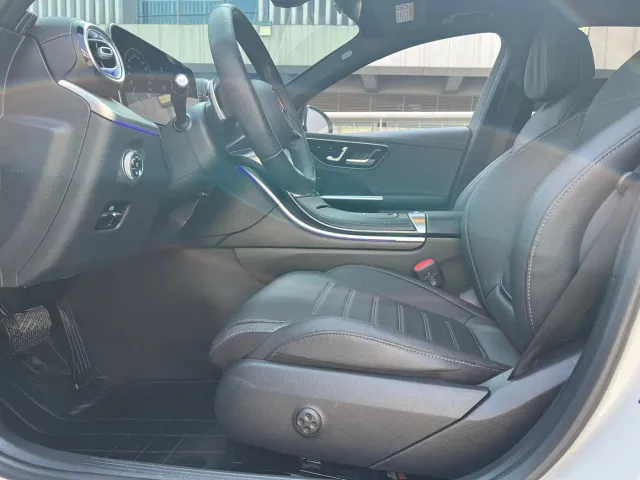 Mercedes-Benz C-Class — Фото автомобиля 8