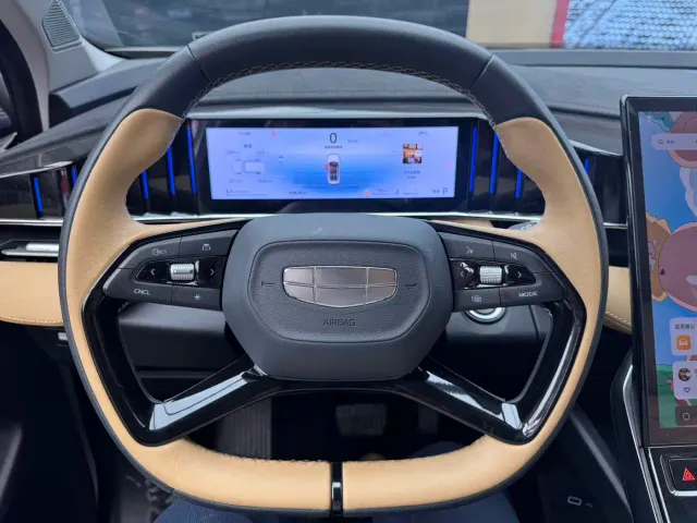 Geely Boyue L — Фото автомобиля 11