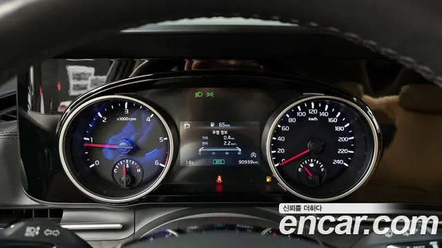 Kia Canival Carnival 4 поколение Дизель 9 мест Prestige — Фото автомобиля 8