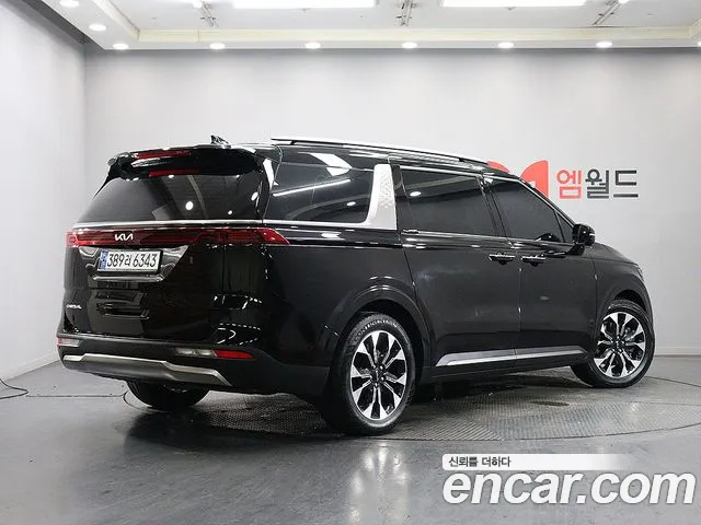 Kia Carnival Generation 4 — Фото автомобиля 3