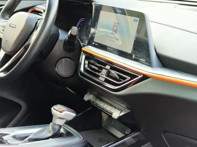 Changan Oushang X5 — Фото автомобиля 21