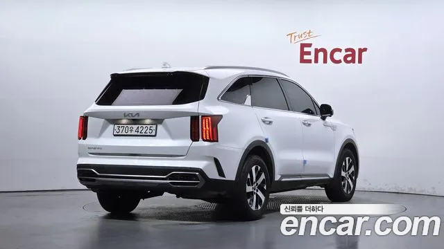 Kia Sorento Sorento 4-е поколение Бензин 2.5T 2WD — Фото автомобиля 2