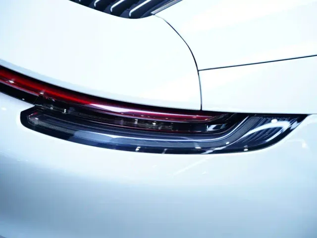 Porsche 911 — Фото автомобиля 13