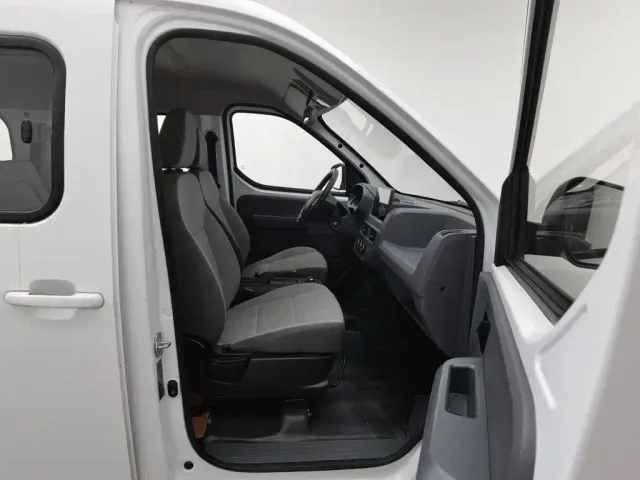 Wuling Yangguang — Фото автомобиля 23