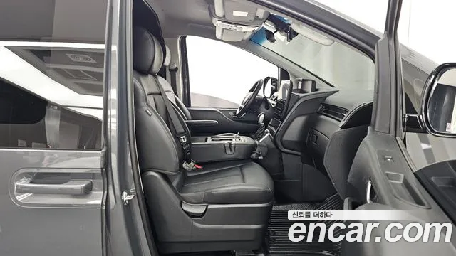 Hyundai Staria — Фото автомобиля 17