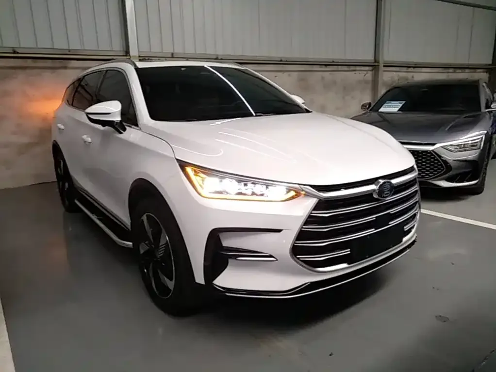 BYD Tang New Energy 2023 Model DM-i Champion Edition 112KM Premium — Фото автомобиля 3