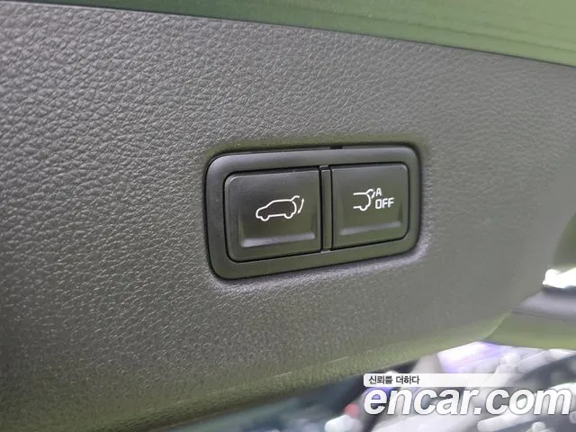 Kia Carnival Generation 4 — Фото автомобиля 17