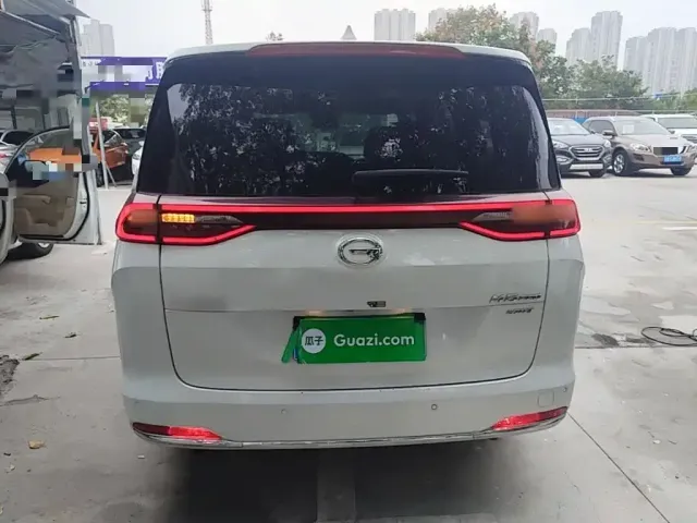 GAC Trumpchi M6 — Фото автомобиля 5