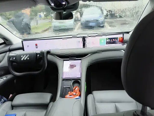 IM Motors LS6 — Фото автомобиля 12