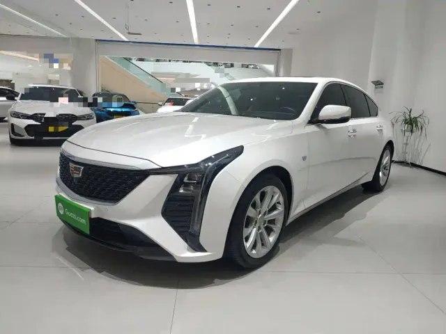 Фотография автомобиля — Cadillac CT5