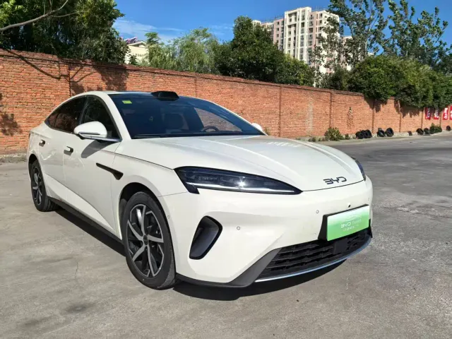BYD Seal 07 DM-i — Фото автомобиля 5