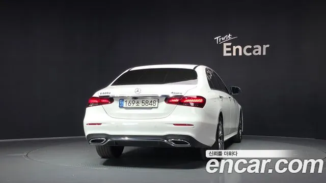 Mercedes-Benz E-Class W213 — Фото автомобиля 4