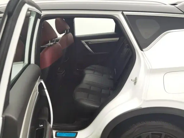 Geely Binyue 2021 1.5TD DCT Glory Edition — Фото автомобиля 15