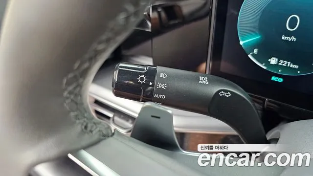 Hyundai Grandeur GN7 — Фото автомобиля 29