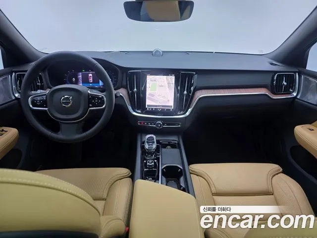 Вольво V60 — Фото автомобиля 7