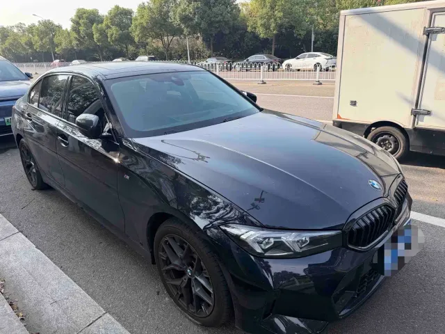 BMW 3 Series — Фото автомобиля 2