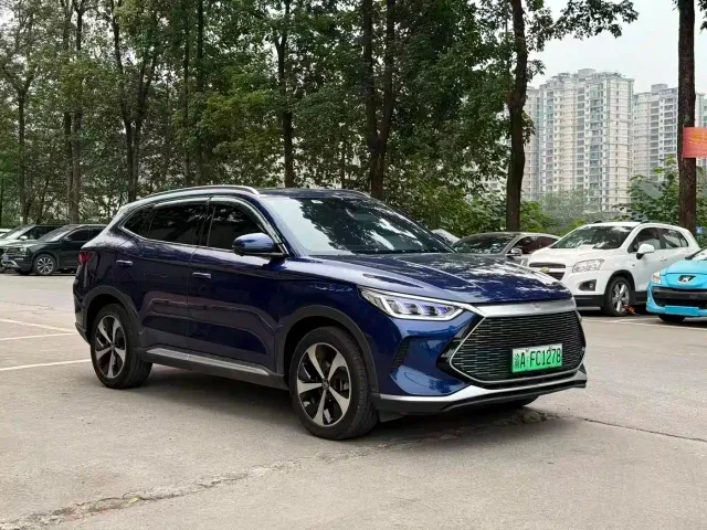 BYD Song PLUS — Фото автомобиля 2