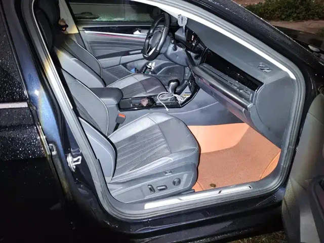 Volkswagen Passat — Фото автомобиля 8