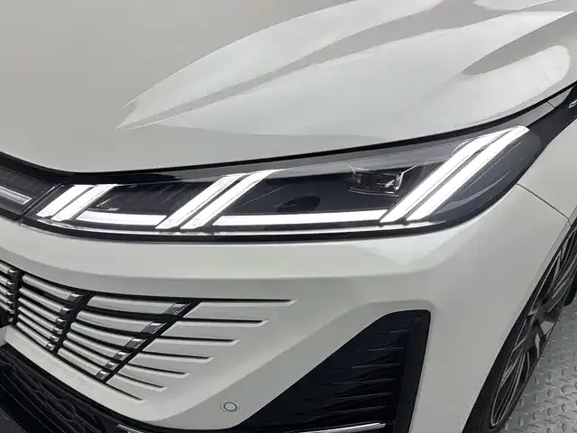 Changan Eado — Фото автомобиля 15