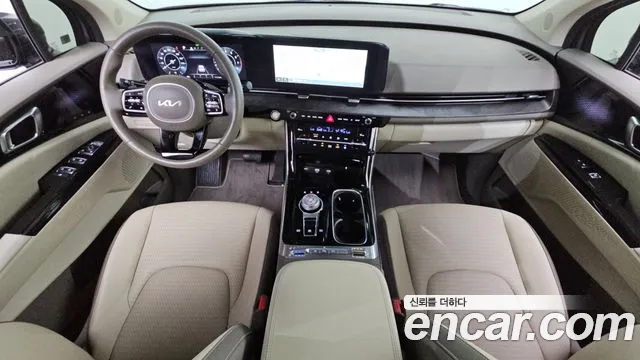 Kia Carnival Generation 4 — Фото автомобиля 10