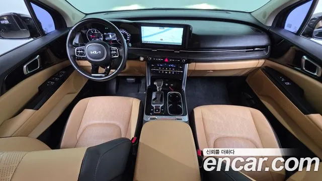 Kia Carnival Generation 4 — Фото автомобиля 7