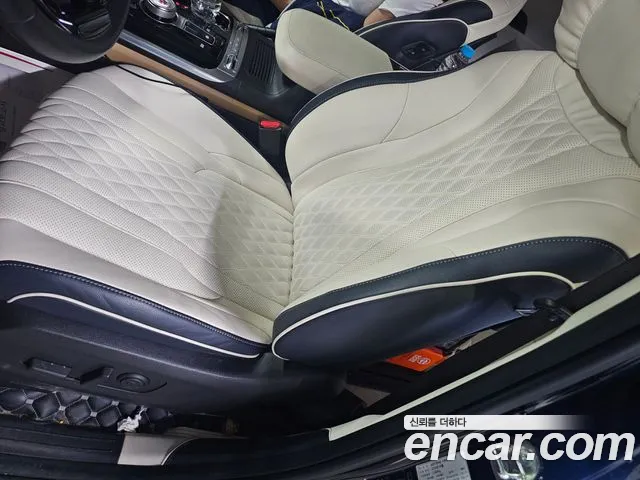 Kia Carnival Generation 4 — Фото автомобиля 19