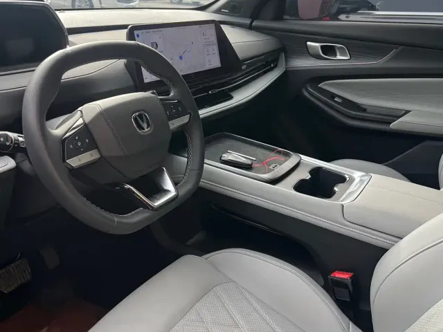 Changan CS55PLUS PHEV — Фото автомобиля 4