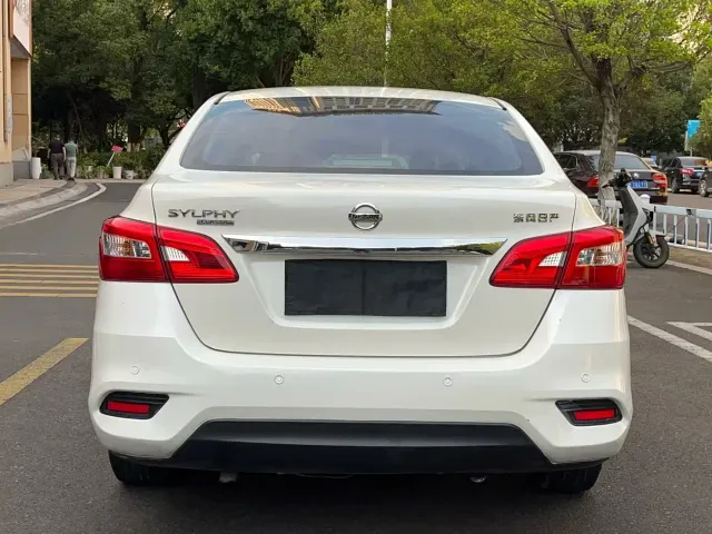 Nissan Sylphy — Фото автомобиля 5