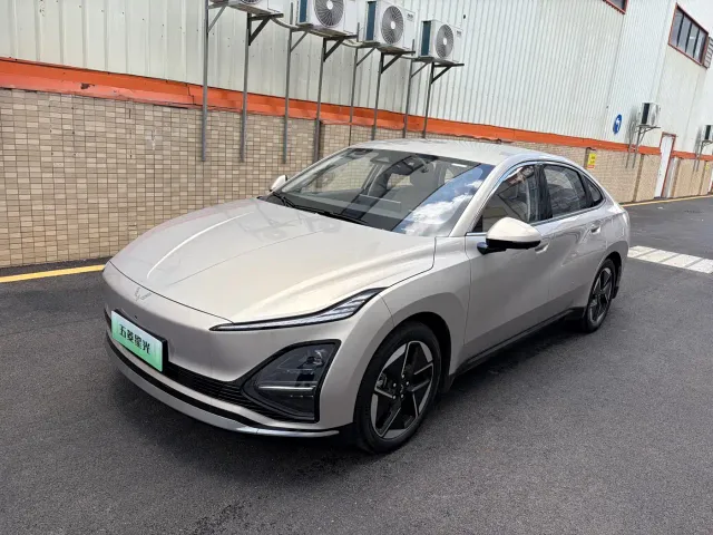 Фотография автомобиля — Wuling Starlight
