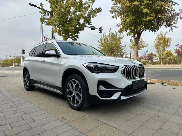 BMW X1 — Фото автомобиля 2