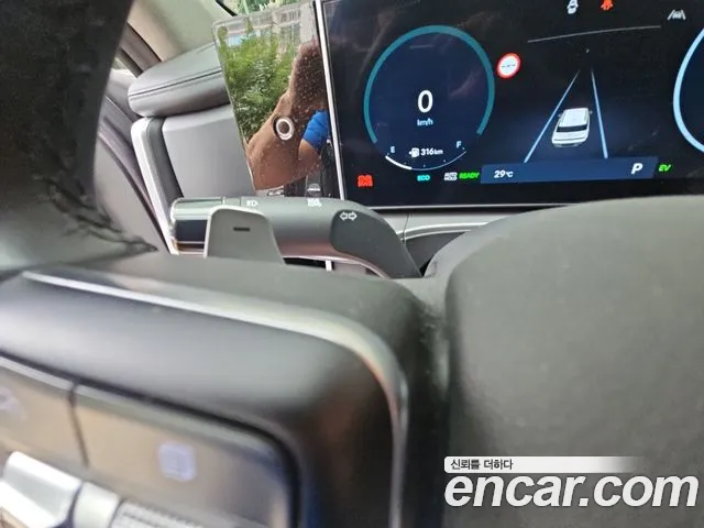 Hyundai Santa Fe MX5 — Фото автомобиля 16